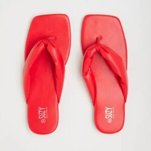 Chunky Square-Toe Flip Flops